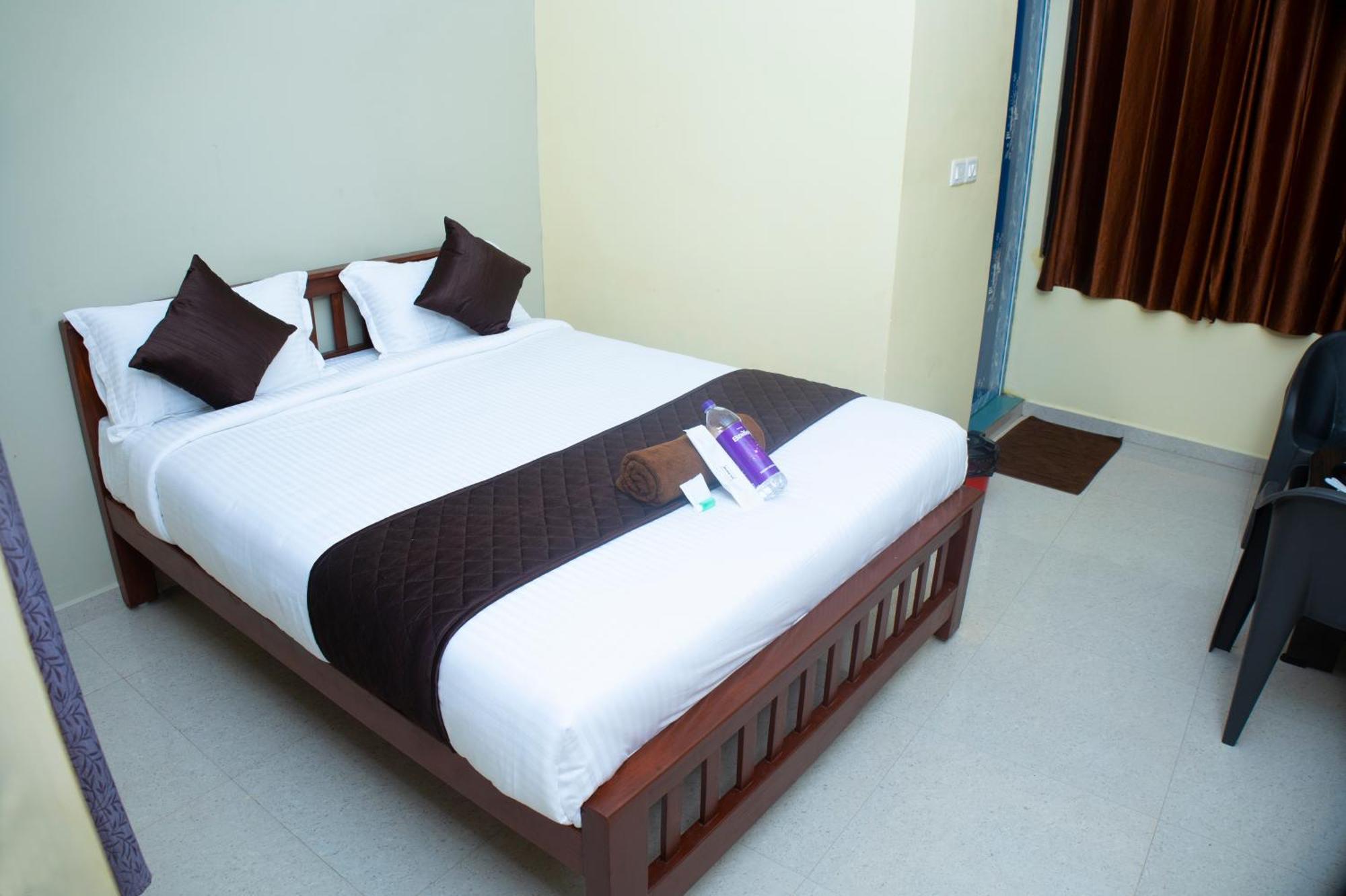 Sky Suite Residency ออโรวิลล์ ภายนอก รูปภาพ